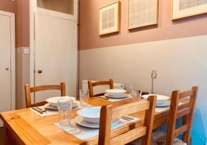 The St Mary's Street Residence - image 3