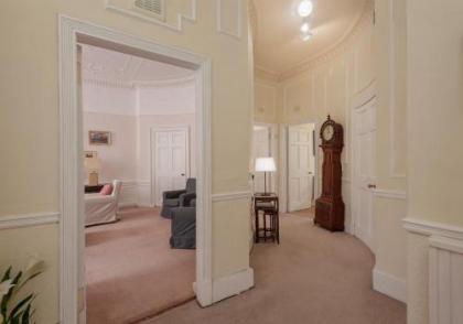The Hart Residence - image 15