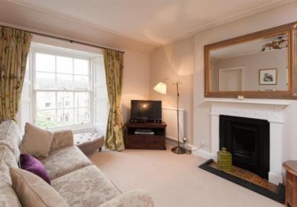 The Hart Street Residence - image 1