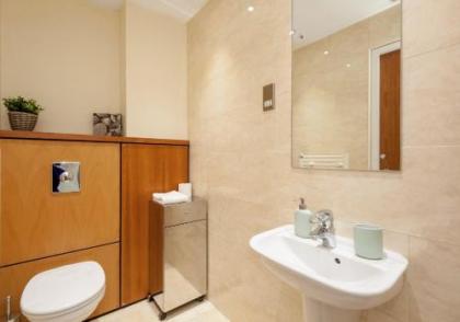 The Holyrood Road Residence - image 15