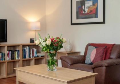 The Holyrood Road Residence - image 18