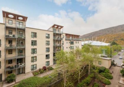 The Holyrood Road Residence - image 8