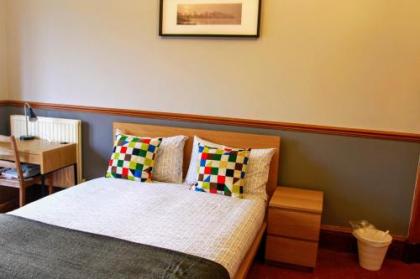 Airdenair Guest House - image 4