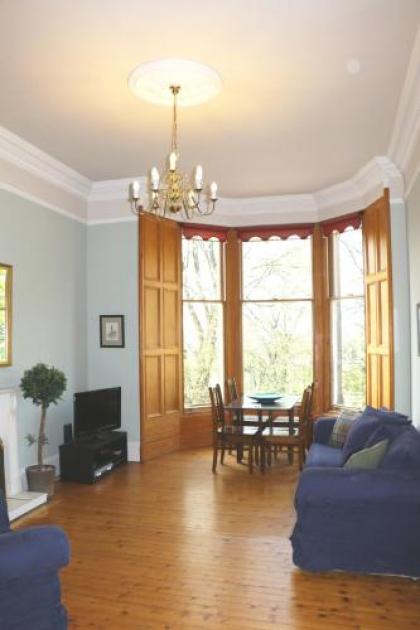 South Learmonth Gardens Apartment - image 2
