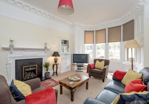 The Lauderdale Street Residence - image 2