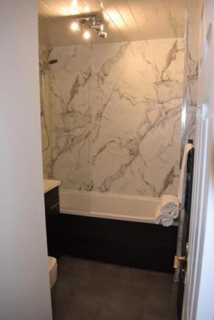 Kelpies Serviced Apartments - Cameron - image 6