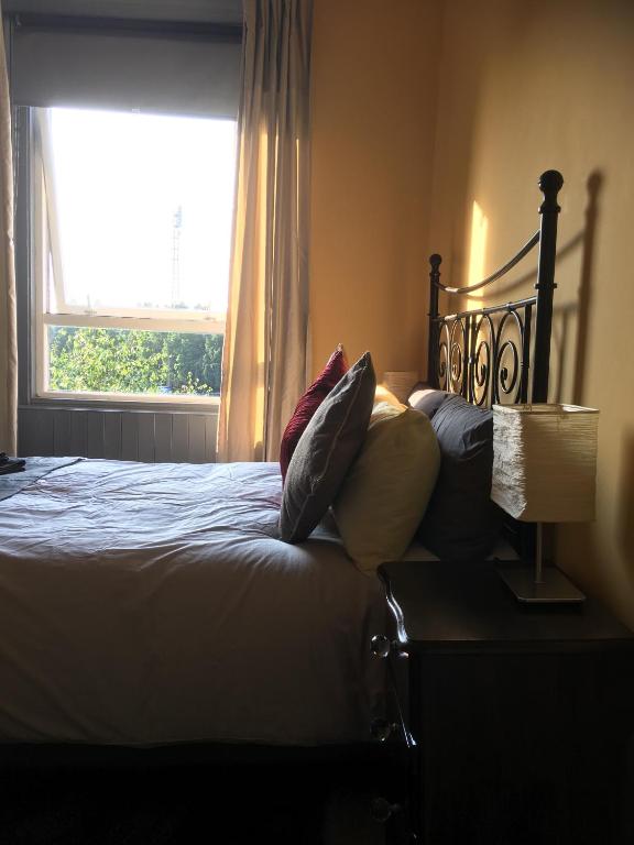 Meadowbank Apartments - image 3