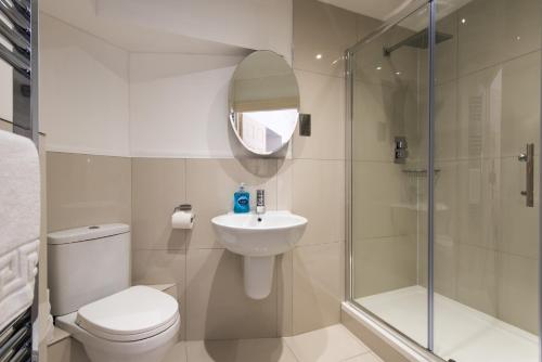 Royal Princes Suites - image 4
