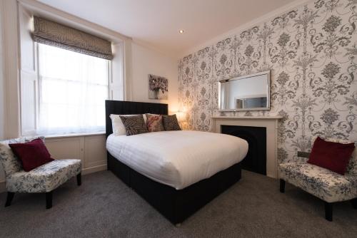 Royal Princes Suites - image 7