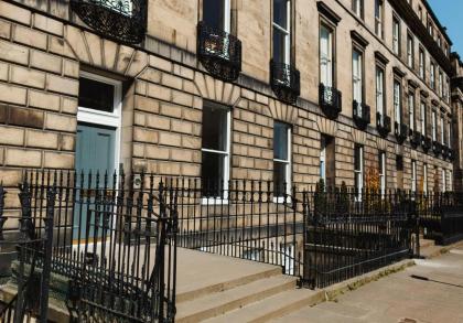 Dean View Apartment at The Edinburgh Address - image 4