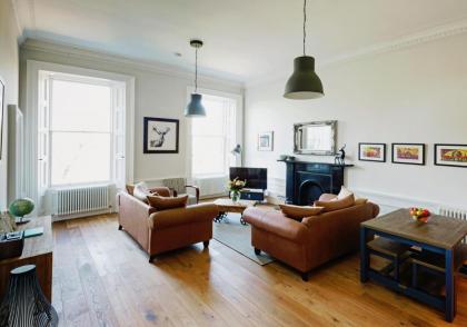Dean View Apartment at The Edinburgh Address - image 5
