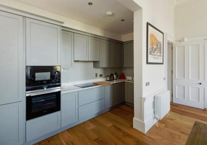 Dean View Apartment at The Edinburgh Address - image 8