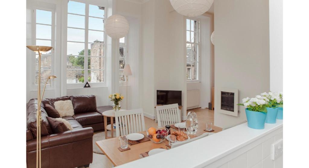 Mapmakers Townhouse - The Edinburgh Address - image 5