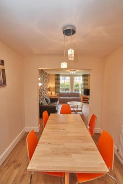 Castle Apartment - Annandale - image 5
