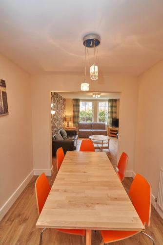 Castle Apartment - Annandale - image 5