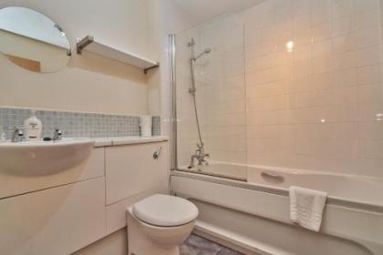 Castle Apartment - Annandale - image 9
