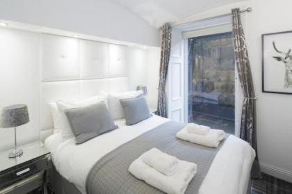 Hanover 71 Suites - image 16
