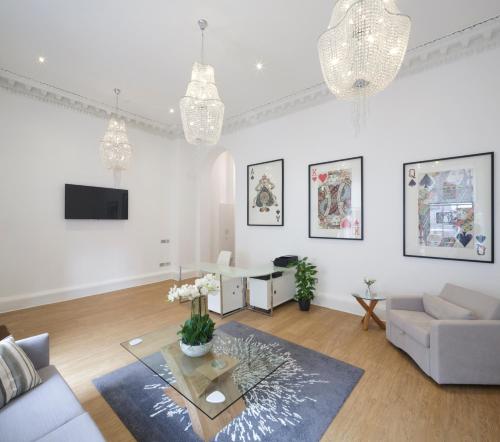 Hanover 71 Suites - image 6