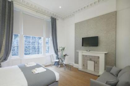 Hanover 71 Suites - image 7