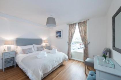 Annandale Street Apartment - image 1