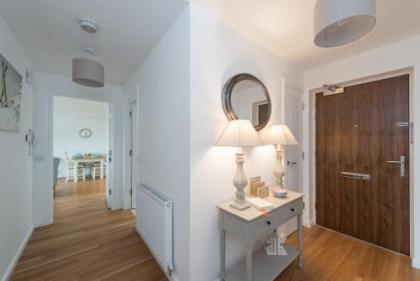 Annandale Street Apartment - image 10