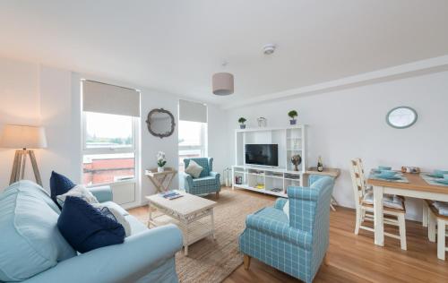Annandale Street Apartment - image 2