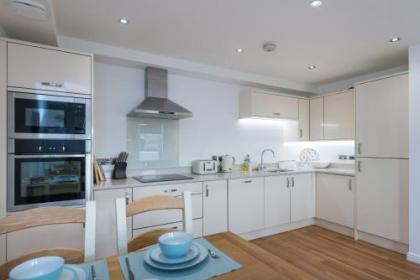 Annandale Street Apartment - image 4