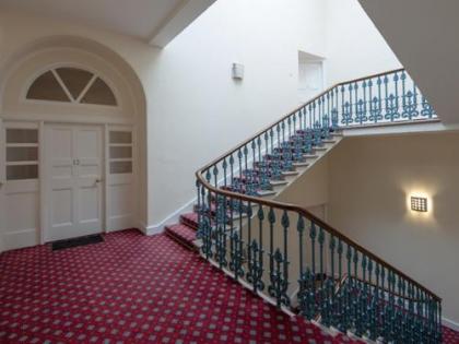 Parliament Sq apt 12 Royal Mile - image 14