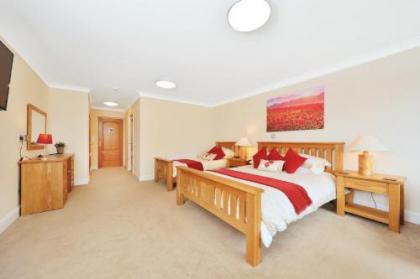 Peggyslea Farm B&B - image 2