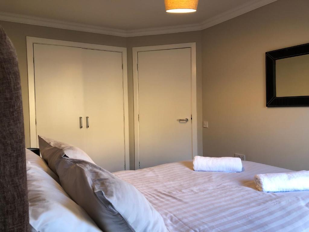 Newington Apartments - image 6