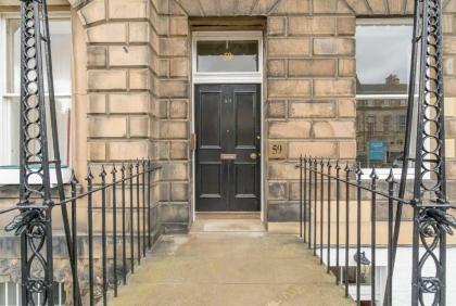 Melville Street Apartment - image 17