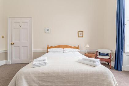 Melville Street Apartment - image 3