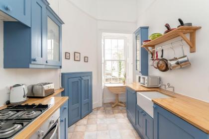 Melville Street Apartment - image 4
