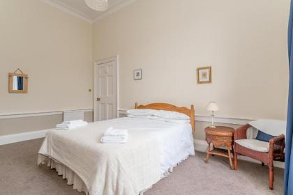 Melville Street Apartment - image 5