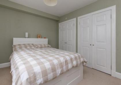 The Dean Path Residence - image 10