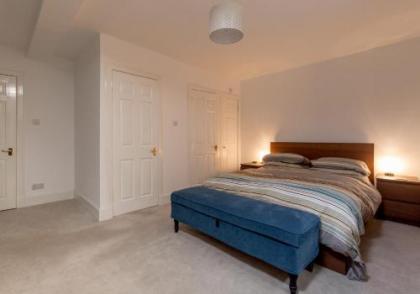 The Dean Path Residence - image 2