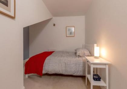 The Dean Path Residence - image 7