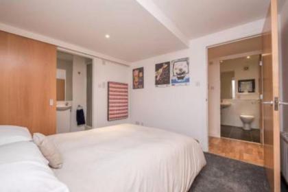 Modern Flat in the Middle of Old Town - image 3