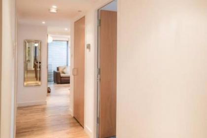 Modern Flat in the Middle of Old Town - image 5