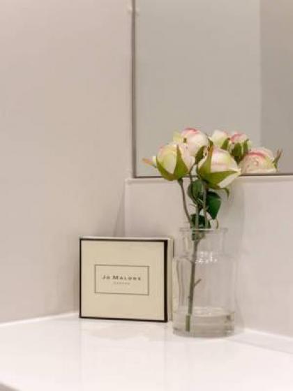 West Bow Apartment - image 13