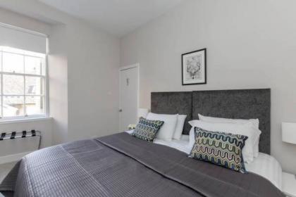 West Bow Apartment - image 19