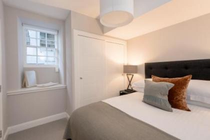 Luxury apartment Stafford Street - image 1