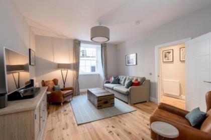 Luxury apartment Stafford Street - image 10