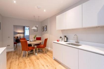 Luxury apartment Stafford Street - image 14