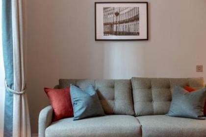 Luxury apartment Stafford Street - image 19