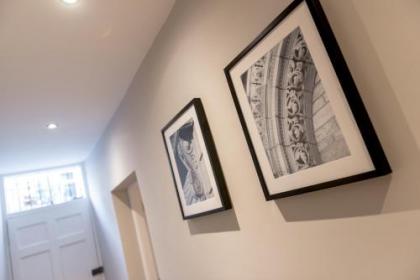 Luxury apartment Stafford Street - image 5