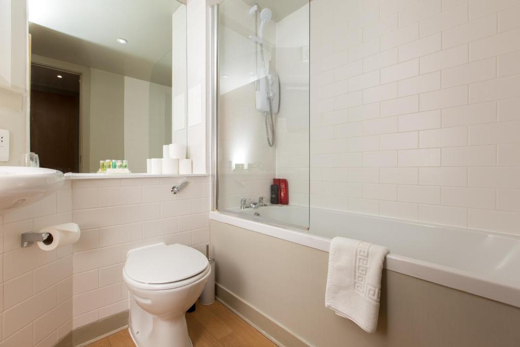 Royal Mile 2 Bedroom Apartment - image 4
