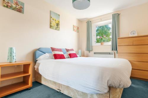 Polwarth Apartment - image 7