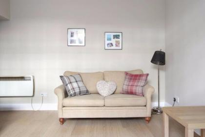 Central New Town Flat 10 mins from Princes Street Sleeps 2 - image 12