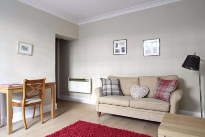 Central New Town Flat 10 mins from Princes Street Sleeps 2 - image 13
